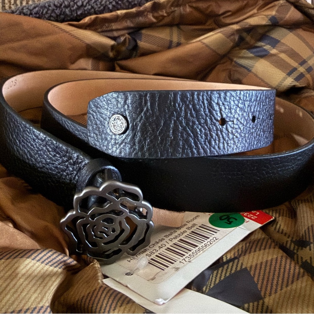 Black Leather Women's Belt with Floral Buckle Sorry no tags